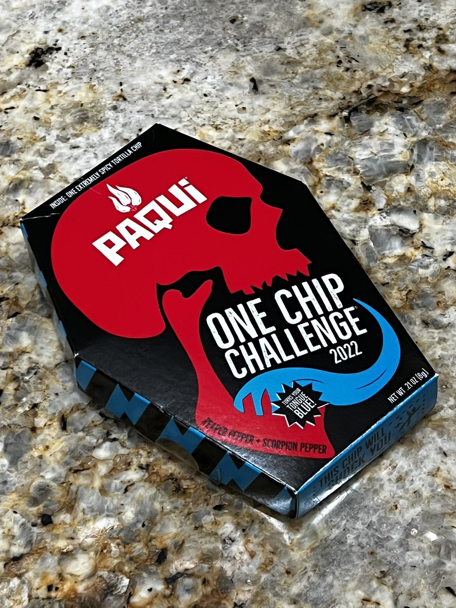 Bagrly's tweet image. H*ly f**king sh*t! I just licked the thing a little bit and my tongue 👅 and mouth 👄 are ON. FIRE 🔥!! Big fail by me at the #ONECHIPCHALLENGE from @PAQUICHIPS!!! #paquichips #onechipchallenge2022