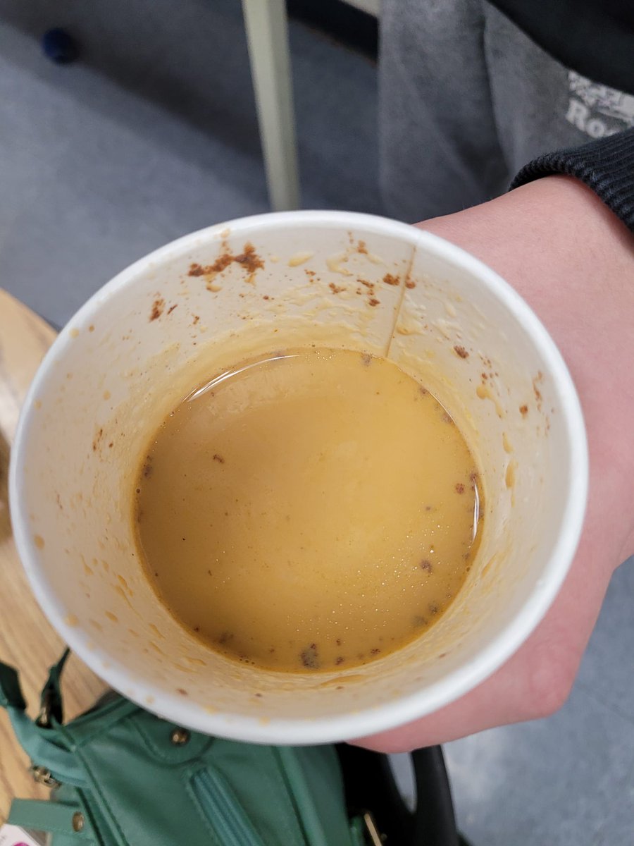 ReddReddM's tweet photo. @StarbucksCanada ordered some treats for my co-workers this morning but got the wrong bakery item and what’s wrong with this PSL? It felt light so it was opened and look at how much is missing. Went in the garbage because it didn’t look right and wasn’t close to full https://t.co/pUM7pDwNrl
