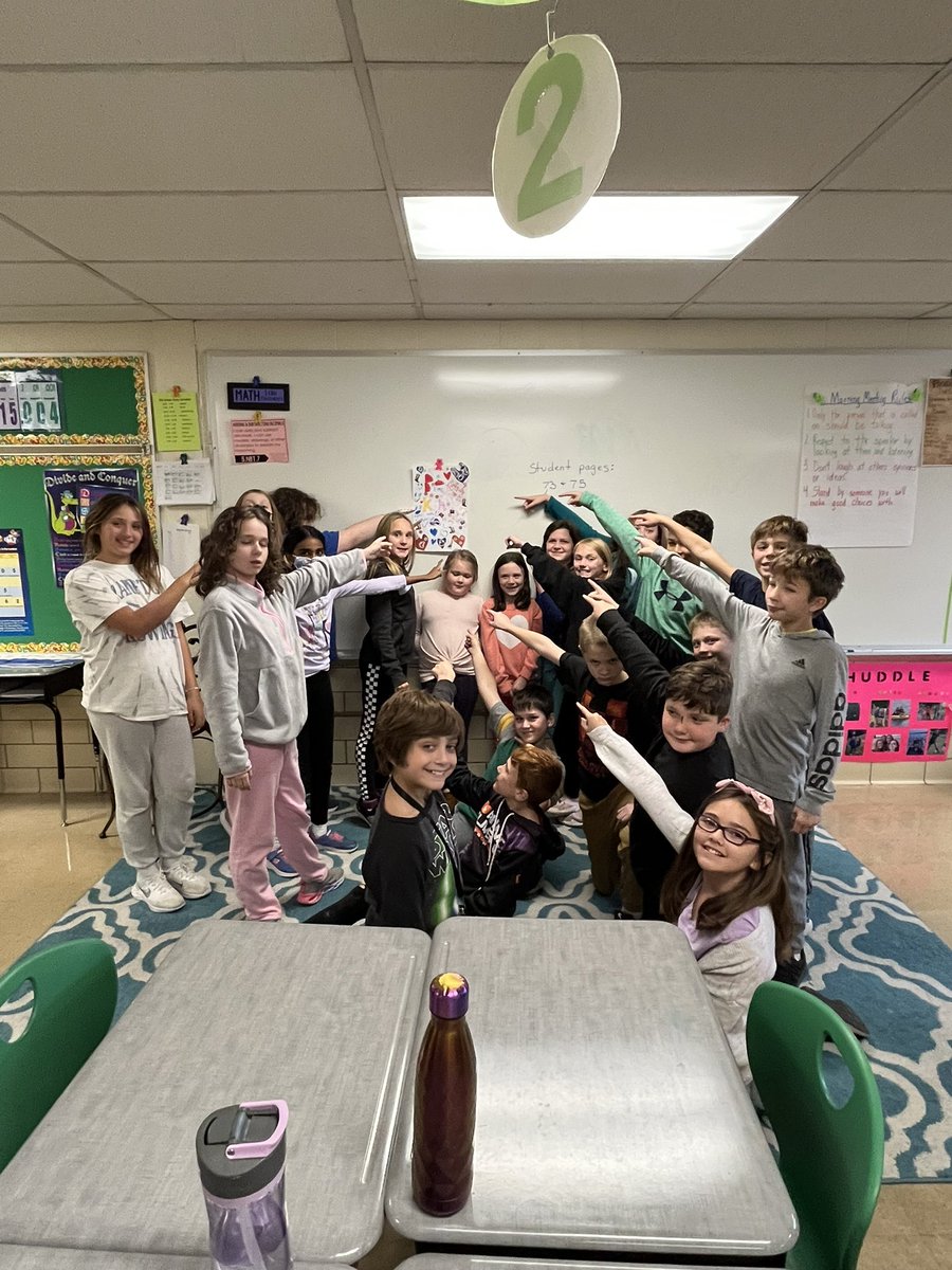 fennhicks's tweet photo. Thank you Evie and Rosie from Mrs. Periandri’s class for visiting us and for sharing your poster and telling us about the power of kindness!! https://t.co/ND05jseO53