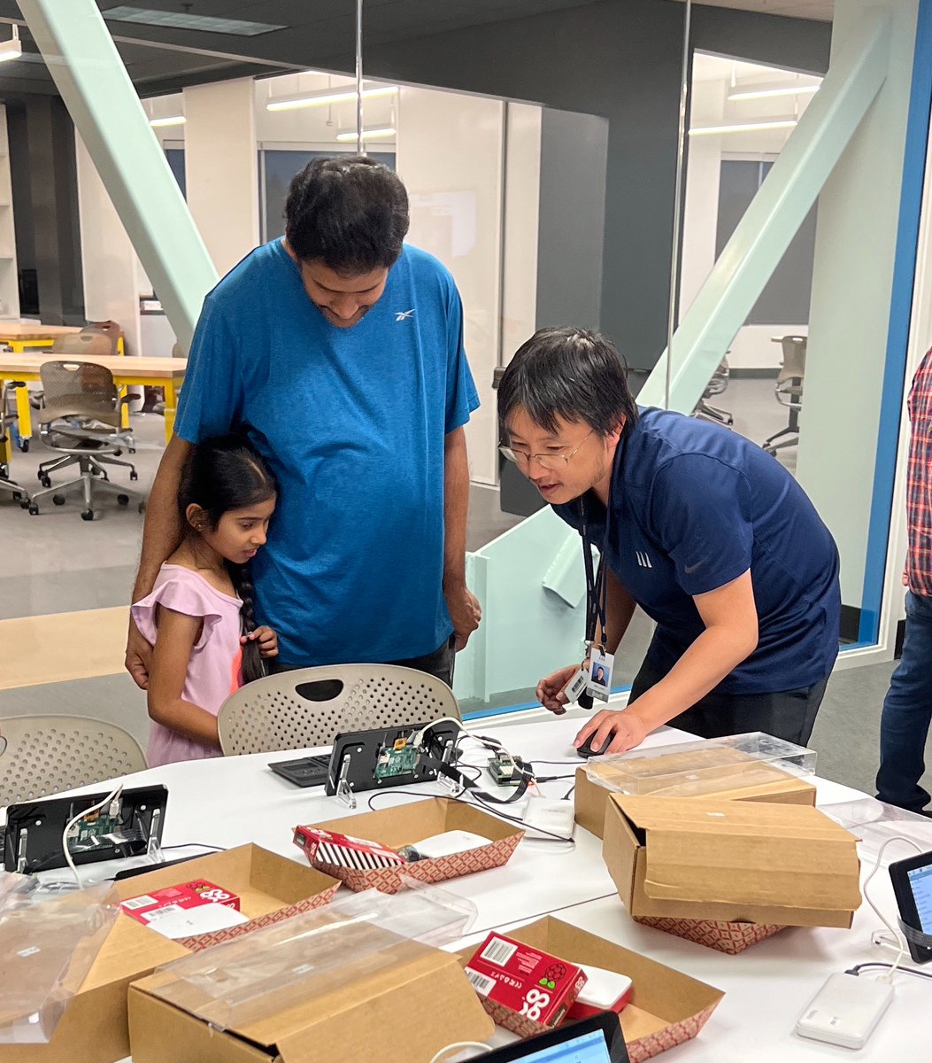 TGRFound's tweet photo. Last night we welcomed our TGR Learning Lab students and families to Family Night to celebrate the fall session and showcase projects and new skills gained through the courses. #STEMisLife #ChampionsForYouth https://t.co/DQ2nWeGkNK