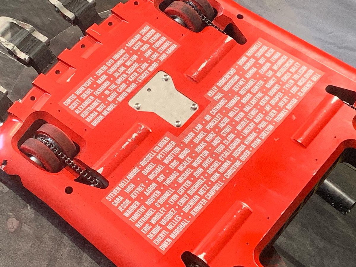 BloodsportBB's tweet photo. Preparing for self-righting tests in the box. We will take closer-up photos to post later, but you can see names of people who donated toward our @EWBUSA fundraiser with @Protolabs; hopefully you won’t see this side of us on tv when the @battlebots season airs!
#battlebots https://t.co/zXQ9kAseqe