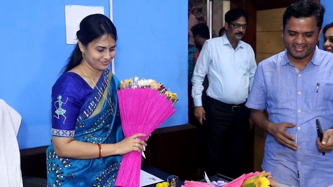 Smt.Shreemayee Mishra taken charge as Chairperson, Odisha Building &amp; Other Construction Workers Welfare Board. Labour Commissioner and Senior Officers of the Labour Directorate greeted the Chairperson on her joining.
<a href="/CMO_Odisha/">CMO Odisha</a>
<a href="/LESIOdisha/">Labour & ESI Dept. Government of Odisha</a> 
<a href="/ShreemayeeM/">Shreemayee sweta snigdha Mishra</a>