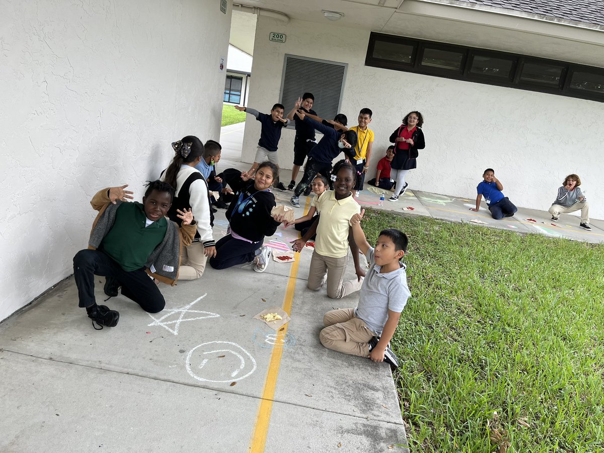 msbennertweets's tweet photo. Chips and chalk to celebrate our 82% class average on QBA 1 @GGEseagulls https://t.co/s58TcyW8Qd