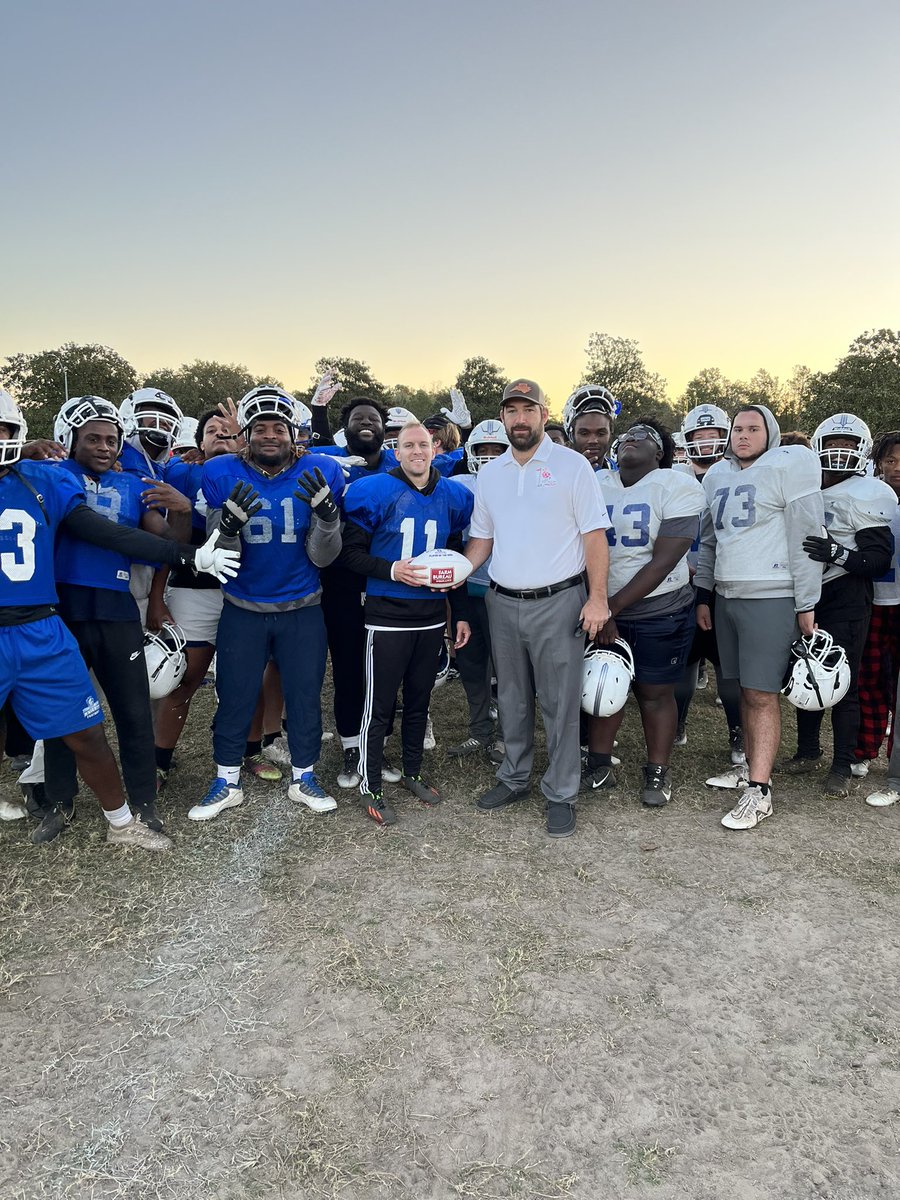 StAndrewsFB's tweet photo. AAC Special Teams player of the (late post) Week and Knights “Farm Bureau” player of the game (versus Union College) is Knight Kicker Cameron McPhatter with two clutch field goals and an extra point. Knights won the game 27-26 in a thriller! Congrats Cameron!  #knightscreed22 https://t.co/sFvwB80Tk1