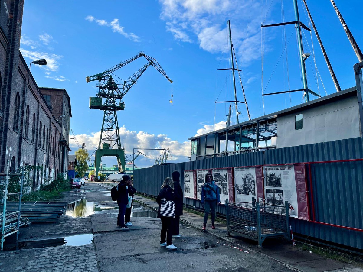 fable_vision's tweet photo. Fablevision's, @lizfable &amp; #BridgingDigital partners, @Intercult, @IKM_Gdansk, @UniWestScotland, #HellenicAdultEducationAssociation met in #Gdansk to discuss the contribution of #newmediaarts in #casestudies such as @DunureHeritage and @RWH1697.  @Studio_FV @EUErasmusPlus https://t.co/2SSs3qVlRs