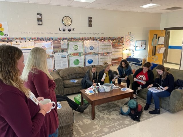JShorter_CCSD's tweet image. Thank you @jenniwaljones and Dr. Erin Jacobs for coming out to share the National Park Expedition PD with our teachers! What a great experience! #weareWOODSTOCK #engage #CCSD @CherokeeSchools