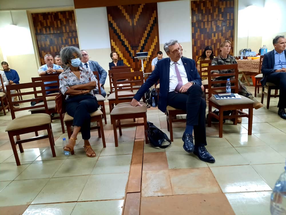 FranceBangui tweet picture