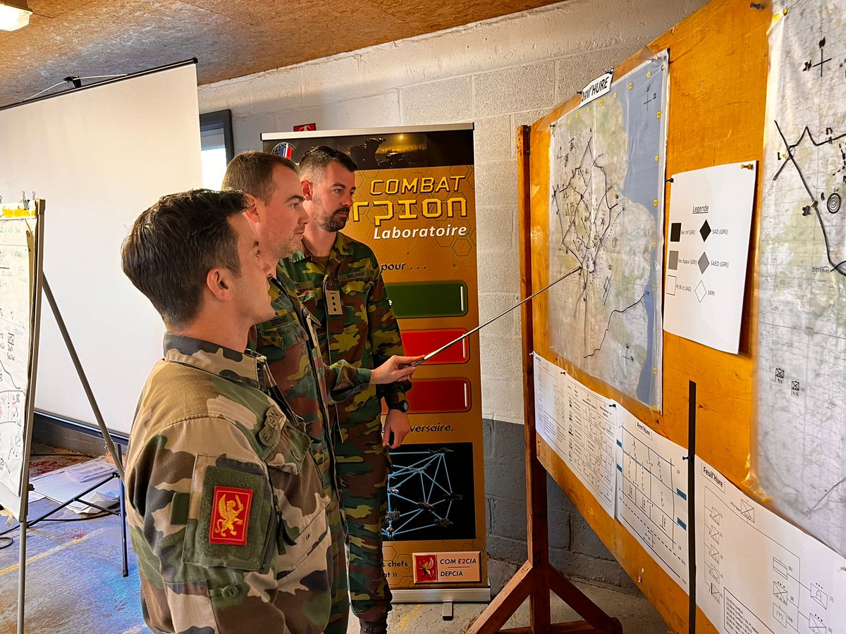 COM_ECIA's tweet photo. [Session d'Appropriation Scorpion (SAS)] Dans la perspective de #SCORPIONXII, la #DEPCIA est  Belgique pour former et entraîner nos partenaires #CaMo 🇧🇪/🇨🇵 du bataillon de Chasseurs Ardennais à combattre et vaincre en mode #SCORPION 🦂.
#CapaciTerre https://t.co/DVO20Vqshe