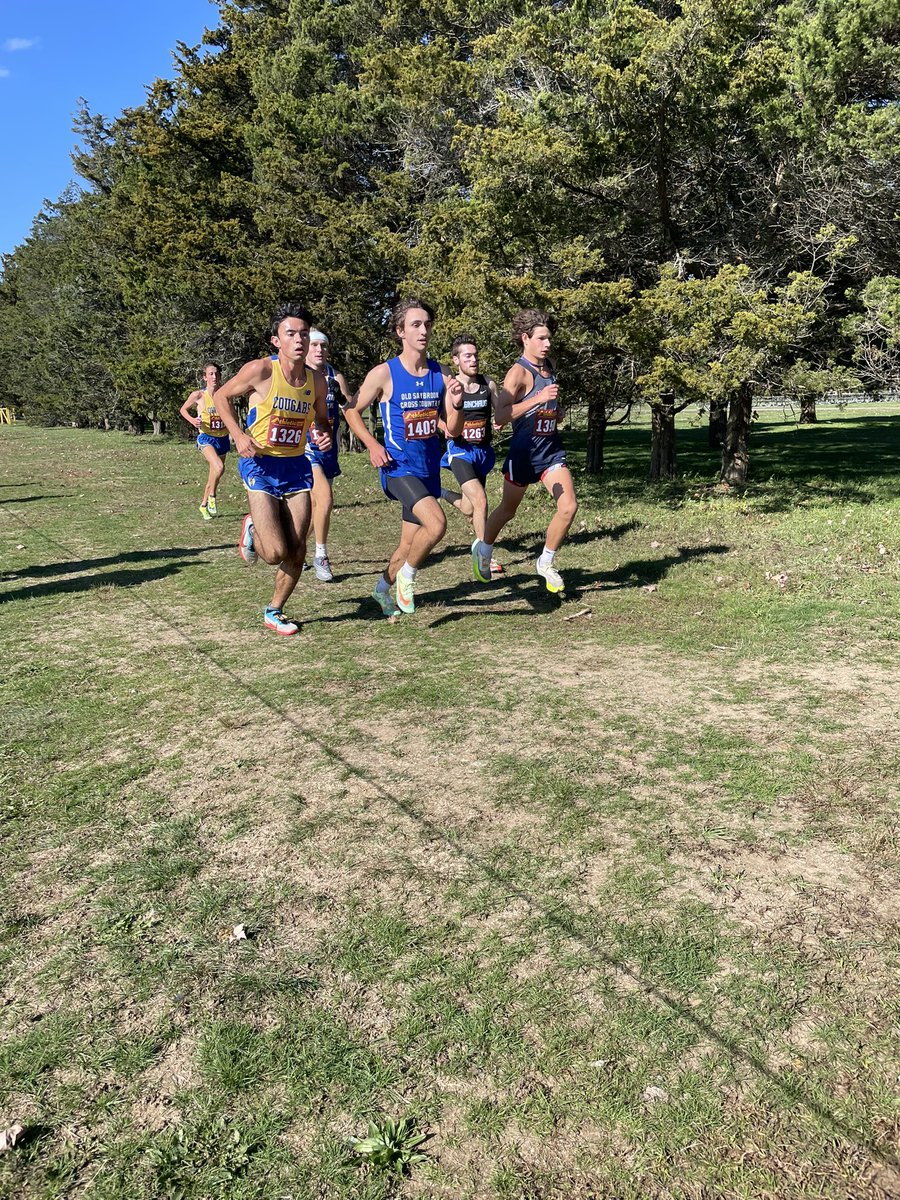 CoginchaugAD's tweet photo. Hayden Gonzales for Coginchaug in a tight battle for second in Shoreline Championships https://t.co/lqObaLEiaZ
