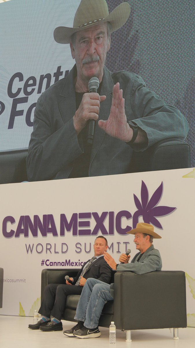 Centro Fox tweet media