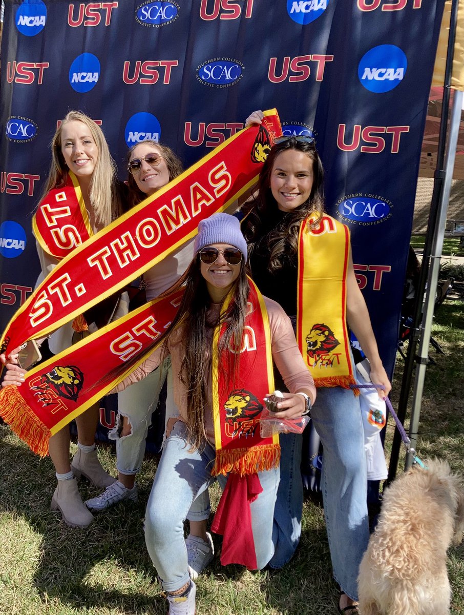 Coach_Nikola's tweet image. Official invite to all our @USTWSoccer Alumni ⚽️ Friday, Oct 21 at 7:30pm / Aveva Stadium @Hou_Sabercats - cheer on as #Celts take on @TrinityUTigers 
#USTWS #CeltFamily 
*** Please share 📢