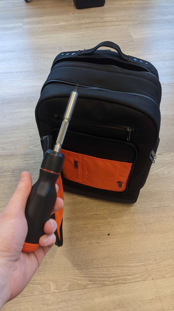 Well it took a lot of back-and-forth, but I finally got my <a href="/LinusTech/">Linus Tech Tips</a> swag. Screwdriver and backpack feel very nice, although I'll definitely need some time to put them to the test properly. Still, happy to finally have 'em. :D
