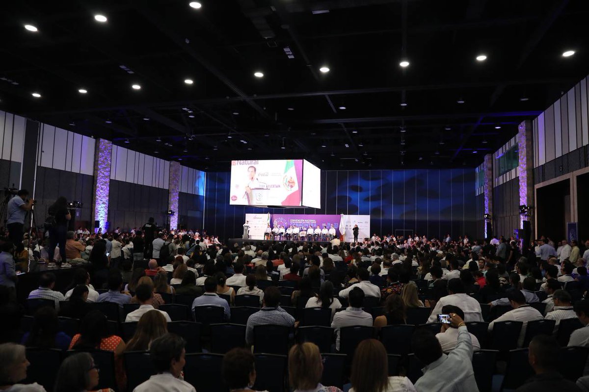 ¡Bienvenidos a los más de 1,300 industriales de todo el país a esta su Convención Nacional de Delegaciones Sectores y Ramas Industriales 2022!

Una vez más, demostramos lo que en unidad, colaboración y con trabajo podemos lograr.

📍Mérida, Yucatán con #VisiónDeFuturo