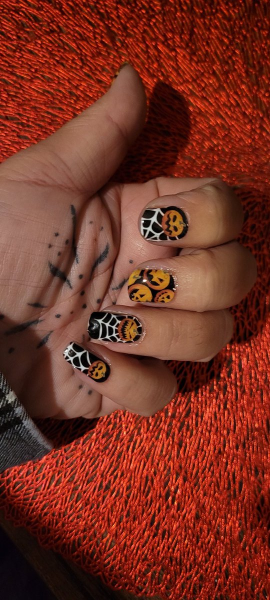 When spooky season brings out the girly girl in you so you sit doing your nails. #Halloween2022