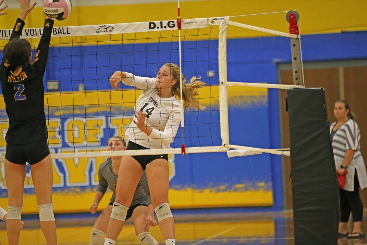ConSports2's tweet photo. Tipton RVC South All-Conference selections:

Second Team: Avary Calonder, junior

Honorable Mention: Paycee Sorgenfrey, freshman

@TiptonTigersCSD @tiptonvball @acalonder https://t.co/pZtVQSIGF6