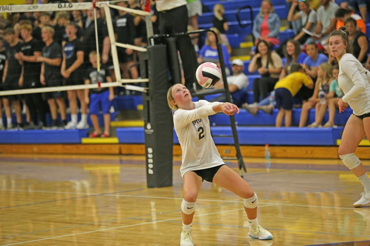 ConSports2's tweet photo. Tipton RVC South All-Conference selections:

Second Team: Avary Calonder, junior

Honorable Mention: Paycee Sorgenfrey, freshman

@TiptonTigersCSD @tiptonvball @acalonder https://t.co/pZtVQSIGF6