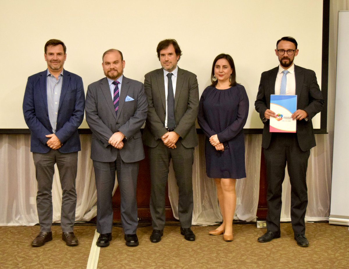 Llevamos a cabo el evento del Ecosistema Sectorial de Emprendimiento e #Innovación en Minería Responsable, en el que se firmó un Memorando de Entendimiento y presentamos nuestro Programa de Desarrollo de Proveedores, como parte de acciones que impulsen el Clúster Minero del país