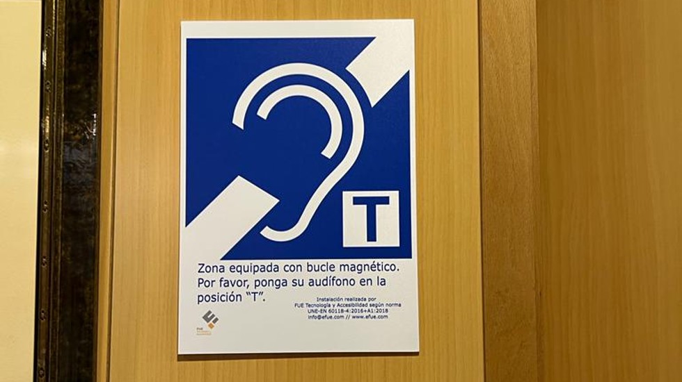 Avilared's tweet photo. El teatro de El Barco de Ávila se adapta para las personas sordas o con déficit de audición
https://t.co/mxs6HnGuBZ
@aytobarcodeavil @VictorMorugij @FEDSordos @CCPSAvila @culturacyl https://t.co/jBXhzrfUXC