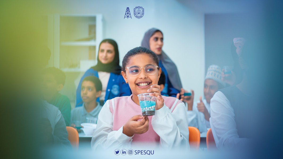 spesqu's tweet photo. .
مقتطفات من زيارتنا الأولى لهذا العام، ضمن سلسلة زيارات فعالية ENERGY4me التعليمية التي تهدف إلى توصيل المفاهيم البترولية لطلبة المدارس عن طريق عمل تجارب عملية بسيطة⛽️✨. 

📍وجهتنا الأولى كانت إلى مدرسة الأندلس. 
     @Energy4me @SPEtweets #squ https://t.co/1YCEEbLiOk