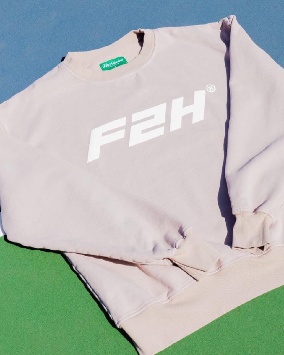 Emerald &amp; Oxford Tan Moto Crewneck will be available tomorrow 12pm PST 💫

📸 <a href="/smbostu/">Samuel Altamirano</a>