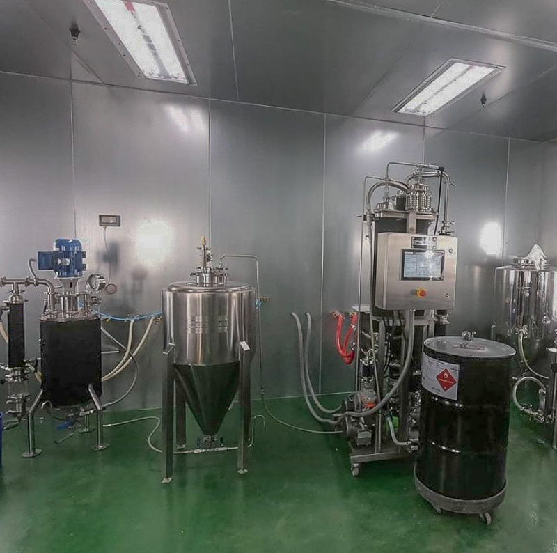 TrusteelE's tweet photo. We love seeing such a clean &amp; beautiful lab 😍🔥 https://t.co/MhxUJ7wQst