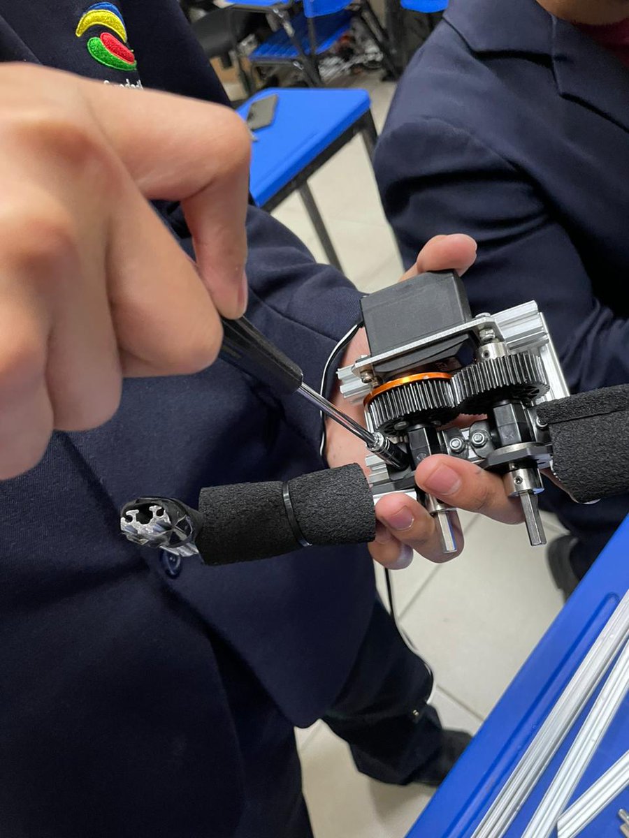 aztroidftc's tweet photo. ¡Un día más en el equipo!
¿Qué crees que haremos hoy?
#Aztroid #FTC #FIRSTTechChallenge #WorkInProgress #robotics #FIRST #Robot #Technology https://t.co/8dS5TFPR9s