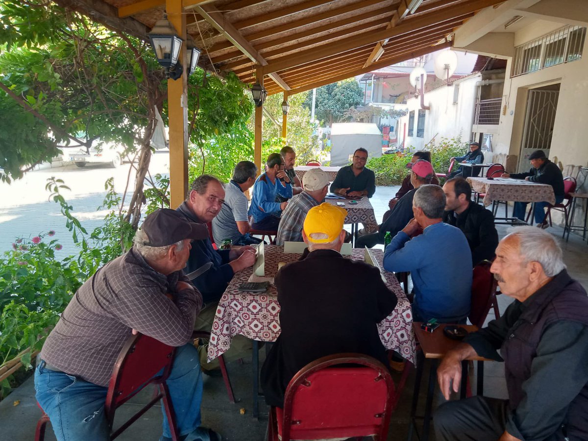 Daha verimli, daha düşük maliyetli üretim için Ücretsiz Toprak Analizi Hizmeti kapsamında  bilgilendirme toplantılarımız devam ediyor. 

#EfesSelçuk #ÜcretsizToprakAnalizi #EfesTarlasıYaşamKöyü