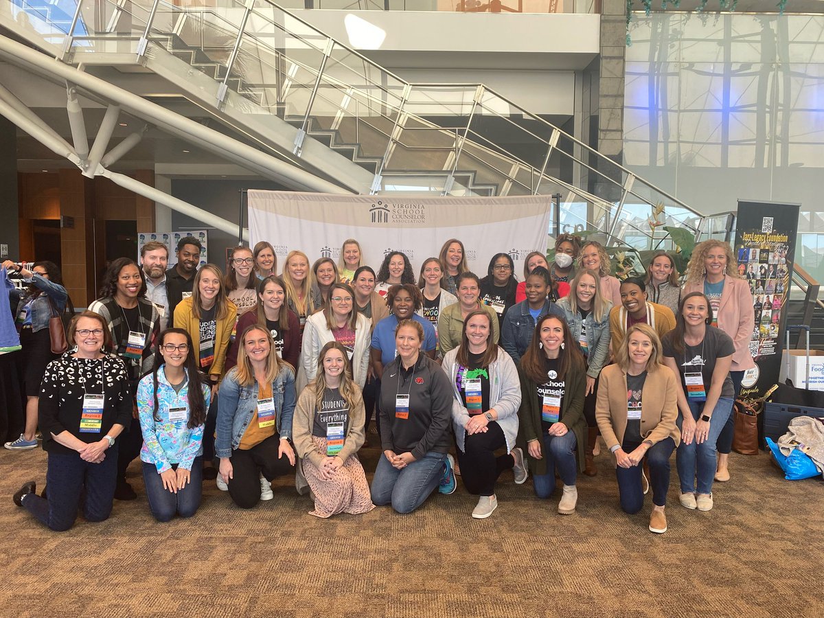 CounselorKels's tweet photo. We are representing well this year!! @VSCA @WJCCSchools #VSCA22 #WeAreWJCC #scchat https://t.co/uJ6vpzm0Ct