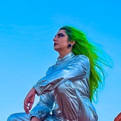 les__space's tweet photo. #NewProfilePic https://t.co/xDgXMAWbYD
