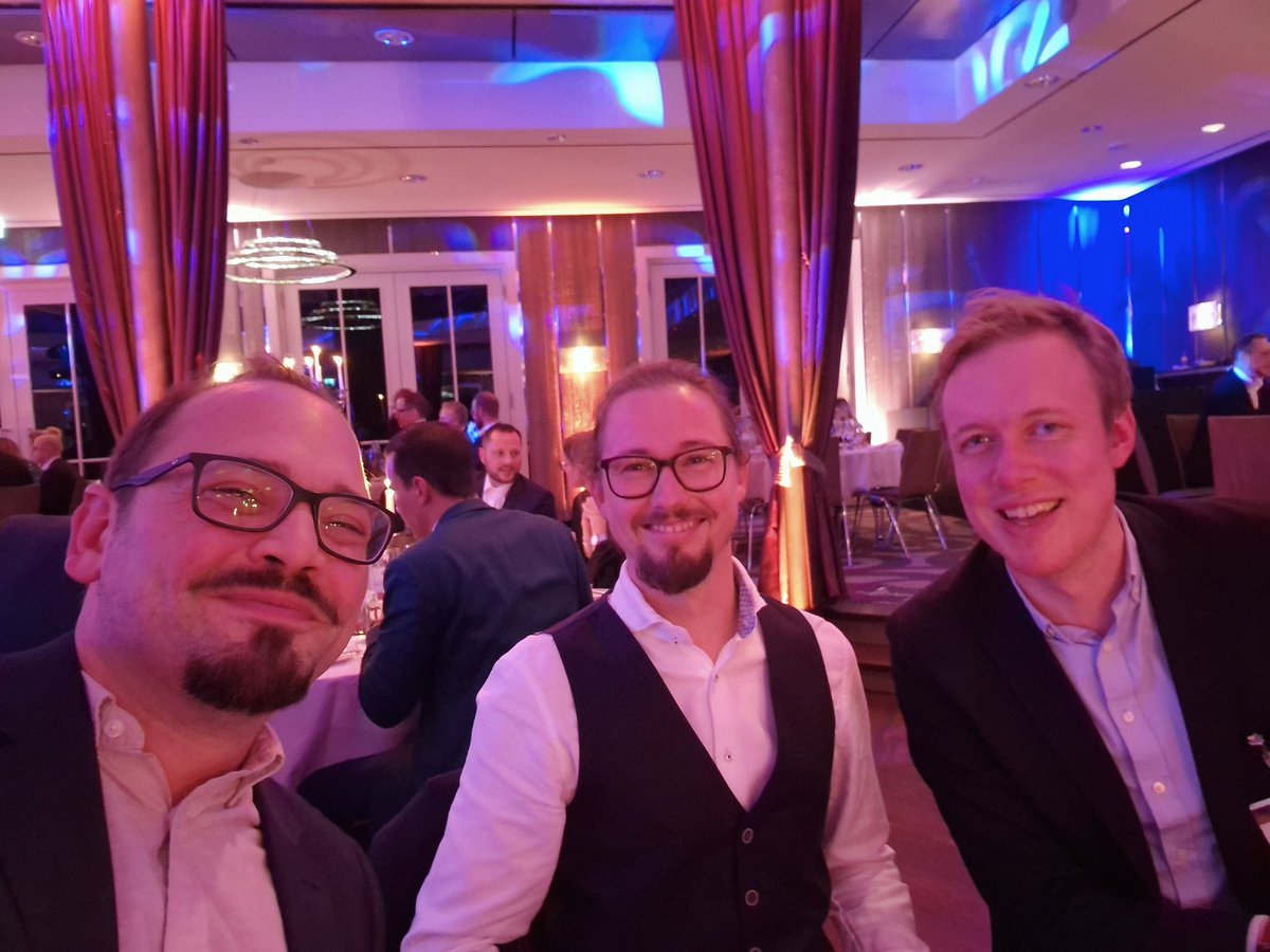 Medienstürmer (@medienstuermer) on Twitter photo Für <a href="/only_office/">The ONLYOFFICE</a> bei den #itawards.
Und nach dem Vortrag von <a href="/borisnkonrad/">Boris Nikolai Konrad</a> können wir uns endlich die Namen unserer Kollegen merken. Für <a href="/only_office/">The ONLYOFFICE</a> bei den #itawards.
Und nach dem Vortrag von <a href="/borisnkonrad/">Boris Nikolai Konrad</a> können wir uns endlich die Namen unserer Kollegen merken.
