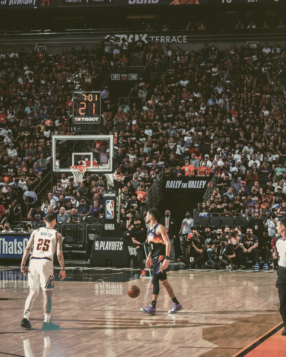 <a href="/BleacherReport/">Bleacher Report</a> Feel like this picture i took in the 2021 finals run was one of the dopest I've ever taken 🙏🏼 looks like they're playing outside!