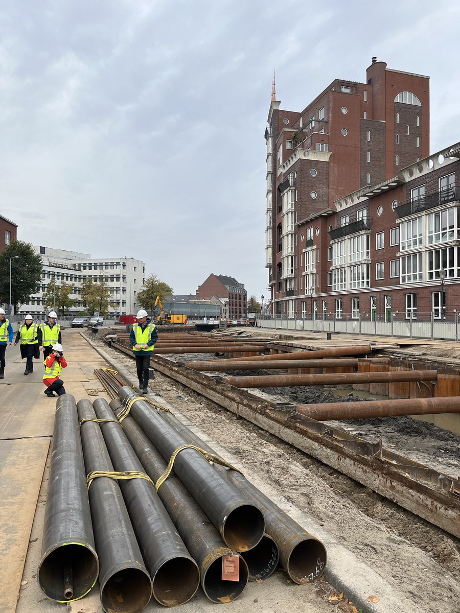 RoelKlei's tweet photo. Rondleiding #NieuweMark met de partners van het #GreenQuays project! @EUI_Initiative https://t.co/jhPfaLpT38