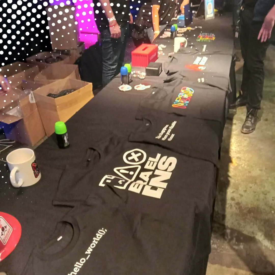 gcooplibre's tweet photo. Preparados en @nerdearla
👉 Para contar Cómo migrar 6300 equipos a GNU/Linux usando Ansible y AWX
 🤓En la foto el crack de Osiris  Gomez socie de #gcoop
👊Hoy Jueves 20 de octubre de 2022 a las 16:45hs
👉https://t.co/LFjqReXxS4 #sotfwarelibre #transformamoslossistemas #FACTTIC https://t.co/1m0YpQpZfr