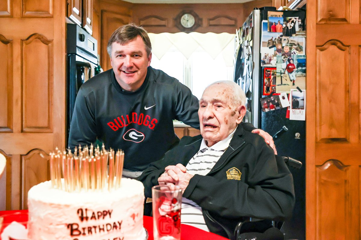 Yesterday we said goodbye to one of the greatest to ever represent the red and black. Charley Trippi's legacy helped shape the foundation of what it means to be a Georgia Bulldog and is the definition of a DGD. Our condolences go out to the Trippi family during this time.