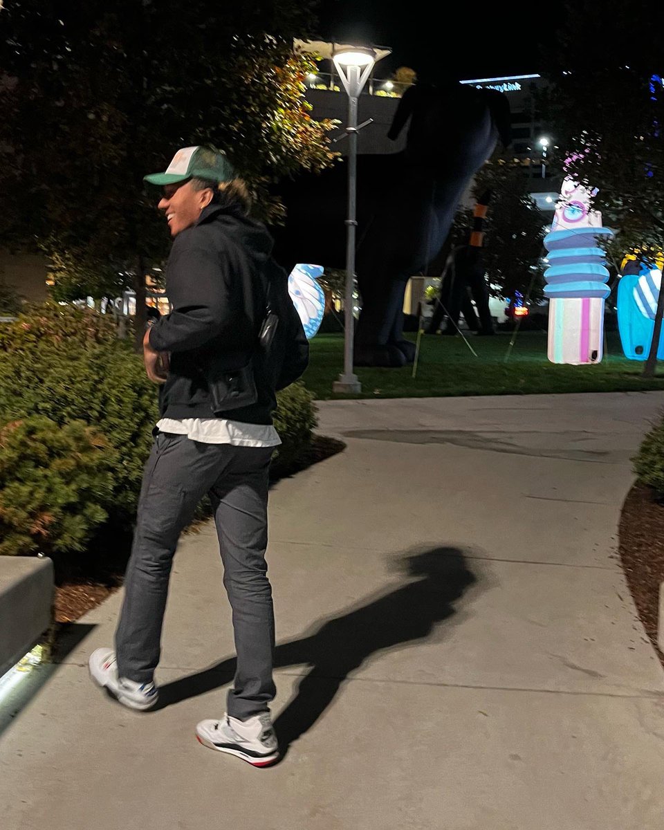 Eric Overgaard Jr.™️ tweet media