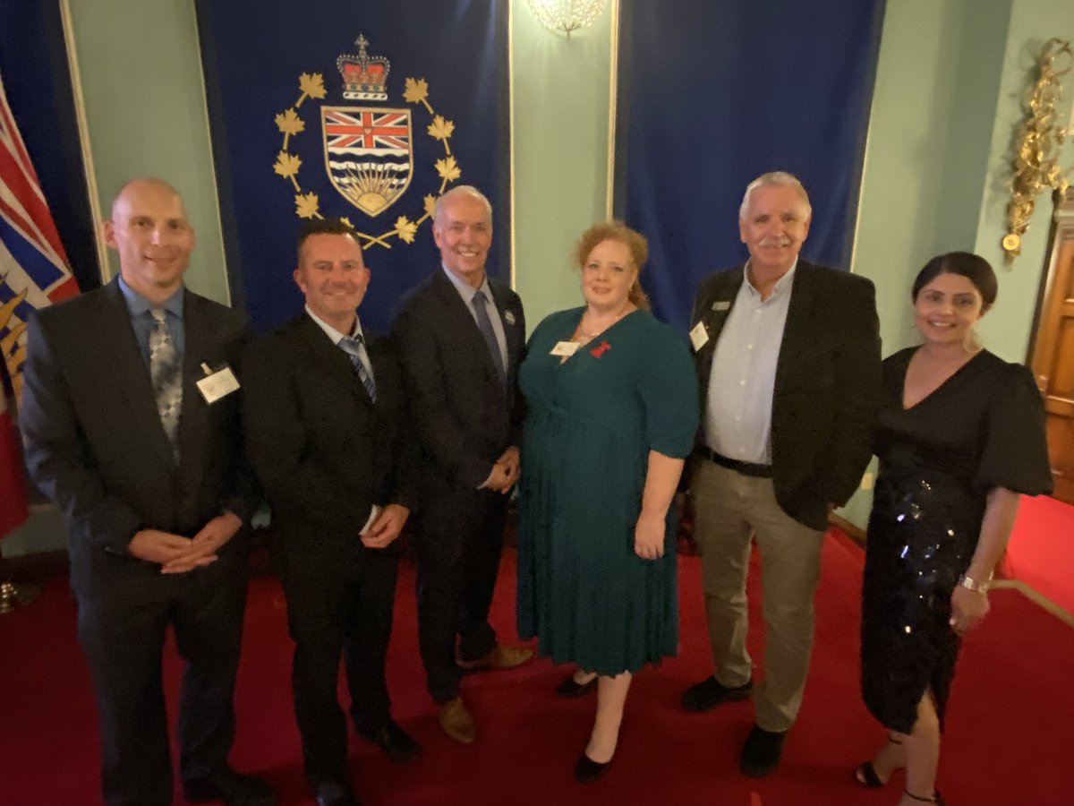 CarlaDanielsson's tweet photo. Did you know #AbbotsfordSD had three finalists in the Premier’s Excellence in Education Awards! Congratulations Joe Frew, @nerlapsidhu and @IanSLevings 🎉🙌🏽 https://t.co/S7JS8kgMyK