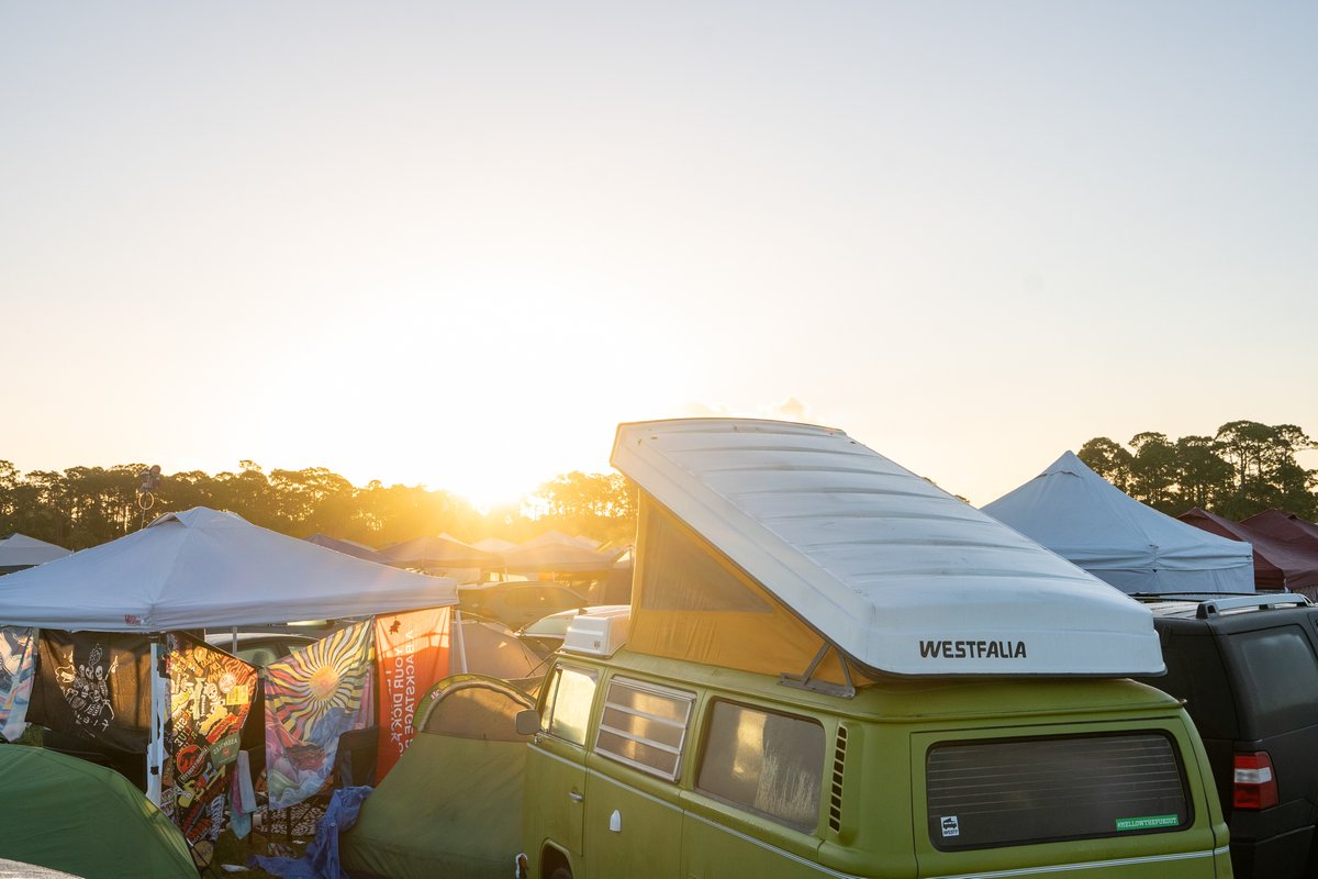 okeechobeefest's tweet photo. Nothing like a little brekkie in Sunshine Grove.☀️🍳 What's your go-to food essentials for festival camping? https://t.co/HGtOSYqAwg