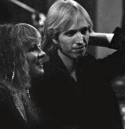 Happy Birthday, Tom Petty you are missed.

Pictured here with a fan. 