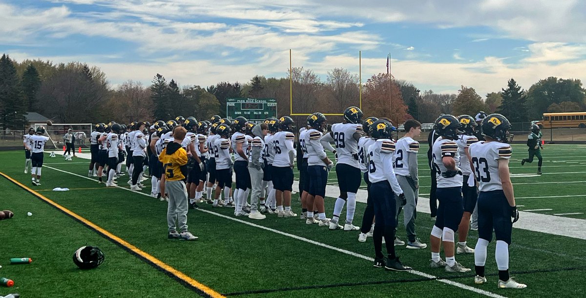 PLHSLakers's tweet photo. At the half β @plhsfootball leads 37-7 @PLLakers #FGisgood from 46! π https://t.co/1G9oCBJ0gw