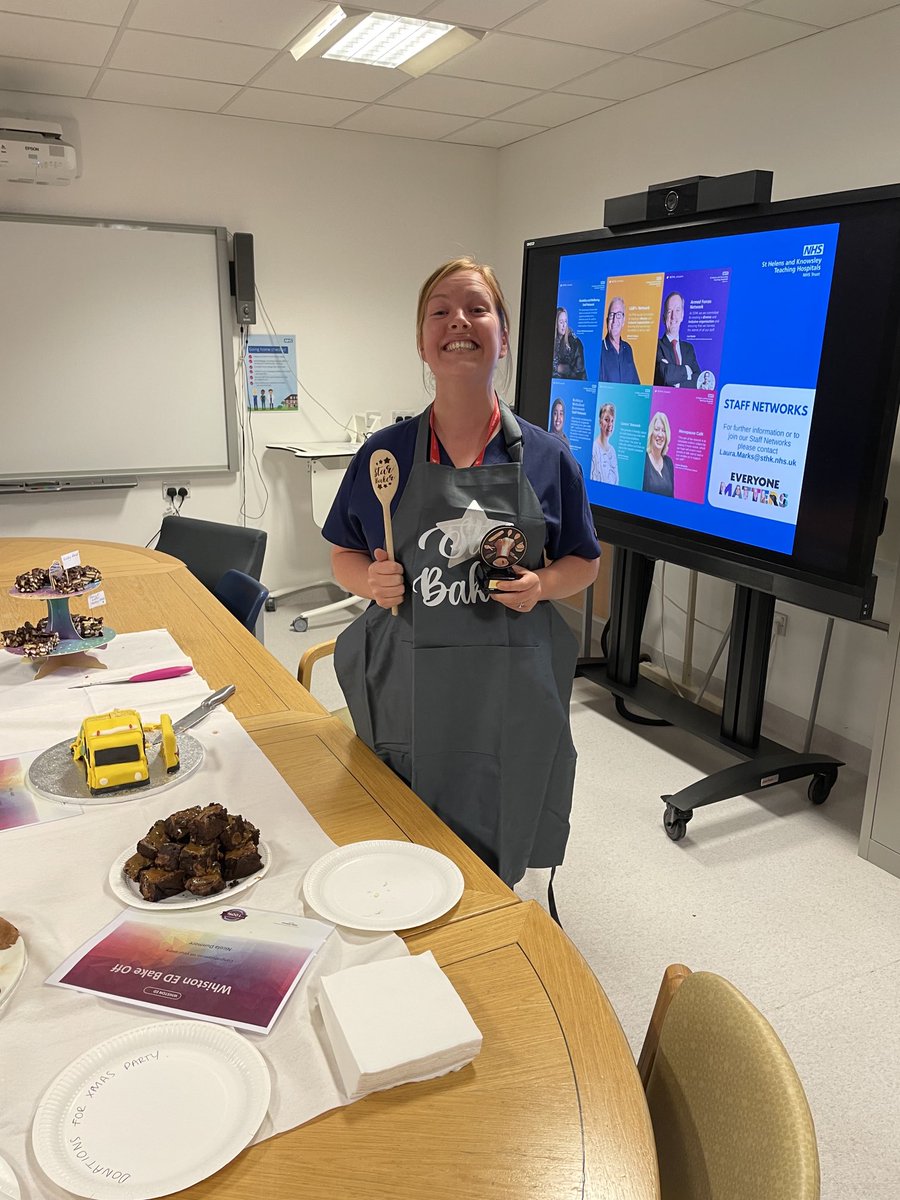 Amazing winner of ED Bake Off ⁦@sthknhs⁩ Nic Dunmore beginners luck never baked before. Amazing rolo brownies 😍😍