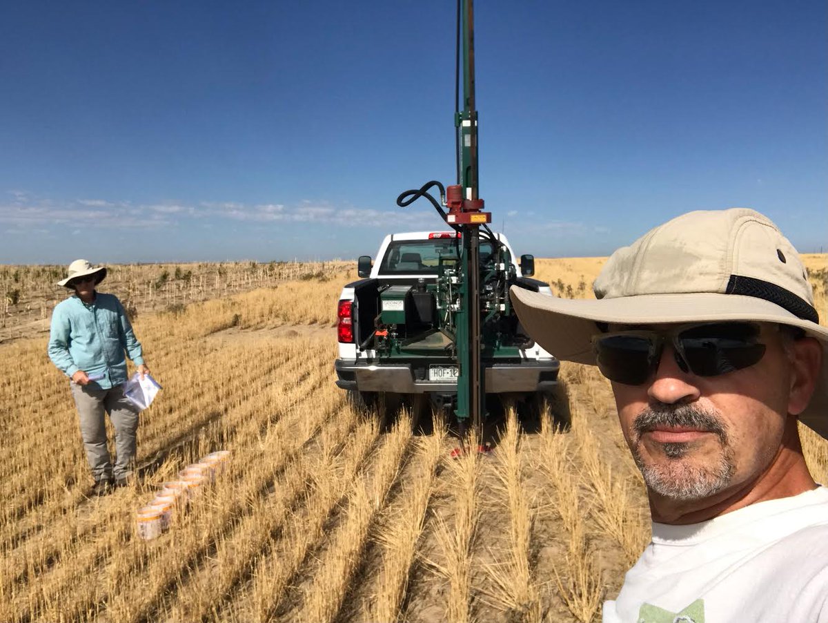 Scientists at @ColoradoStateU recently reviewed 45 years of #biosolids land application research - highlighting the benefits of biosolids to raise plants to feed animals, to raise crops to feed people, and to do these things safely: ow.ly/9r4850KTrSt 📸: Jim Ippolito