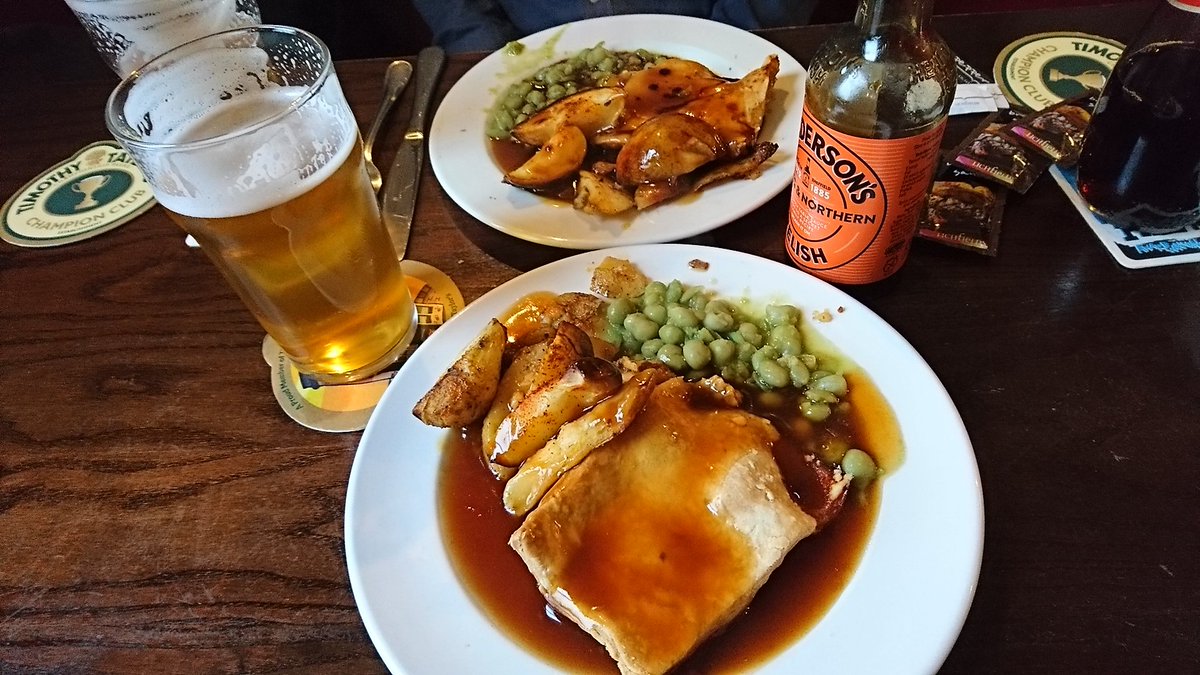 AleAmbler's tweet photo. @AndrewVossy @RLWC2021 @BBCSport @BBCNews I'll vote for that Vossy ❎ #NorthernUnion #RLWC2021 @fatcatpubS3 https://t.co/WE21RhKQDC
