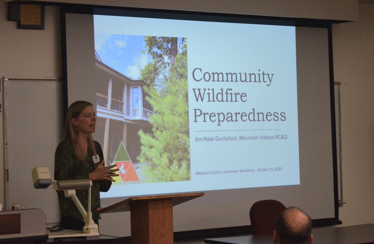 EcoForesters's tweet photo. And of course, a big thank you to our speakers, Elizabeth Ayers, Jen Haas Gustafson, Andy Tait, Krishun Karau, and Lang Hornthal. We already can’t wait for the next workshop! 🙌 https://t.co/xmNo9UxSWR