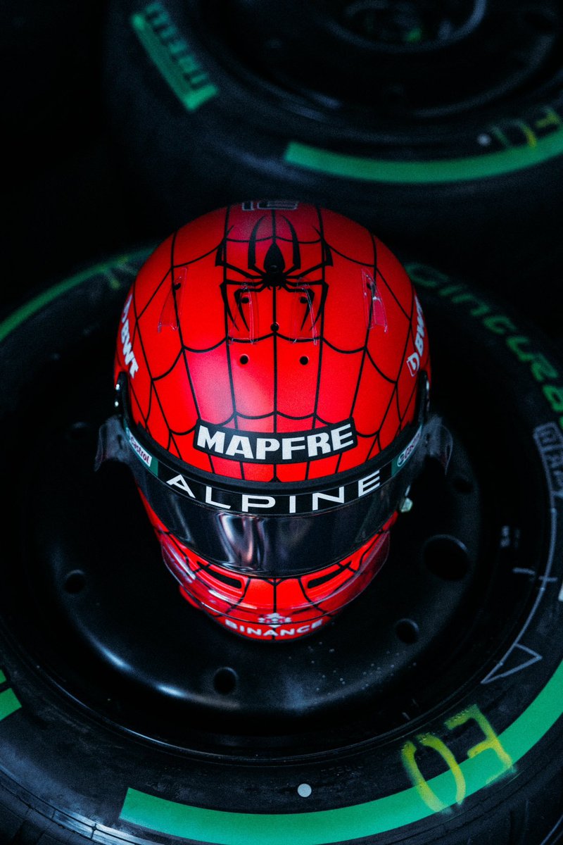 TearOffFR's tweet photo. 📸 Le casque "Spider-Man" d'Esteban Ocon pour le Grand Prix des États-Unis ! 🕷️

Entre nous, on tient un nouveau banger non ? 🤩

#F1 #USGP 🇺🇸 https://t.co/e6jv5wTQW5