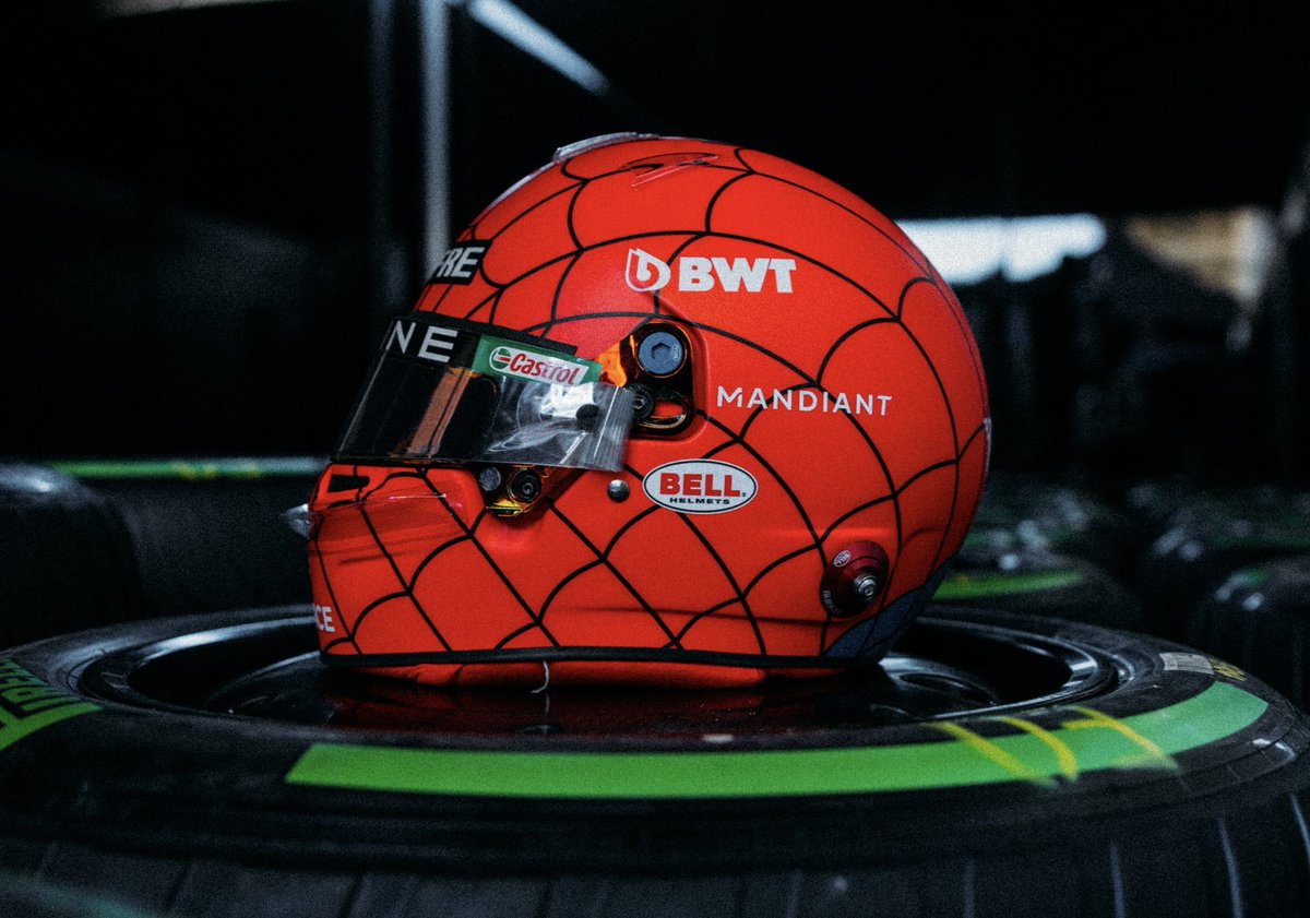 TearOffFR's tweet photo. 📸 Le casque "Spider-Man" d'Esteban Ocon pour le Grand Prix des États-Unis ! 🕷️

Entre nous, on tient un nouveau banger non ? 🤩

#F1 #USGP 🇺🇸 https://t.co/e6jv5wTQW5