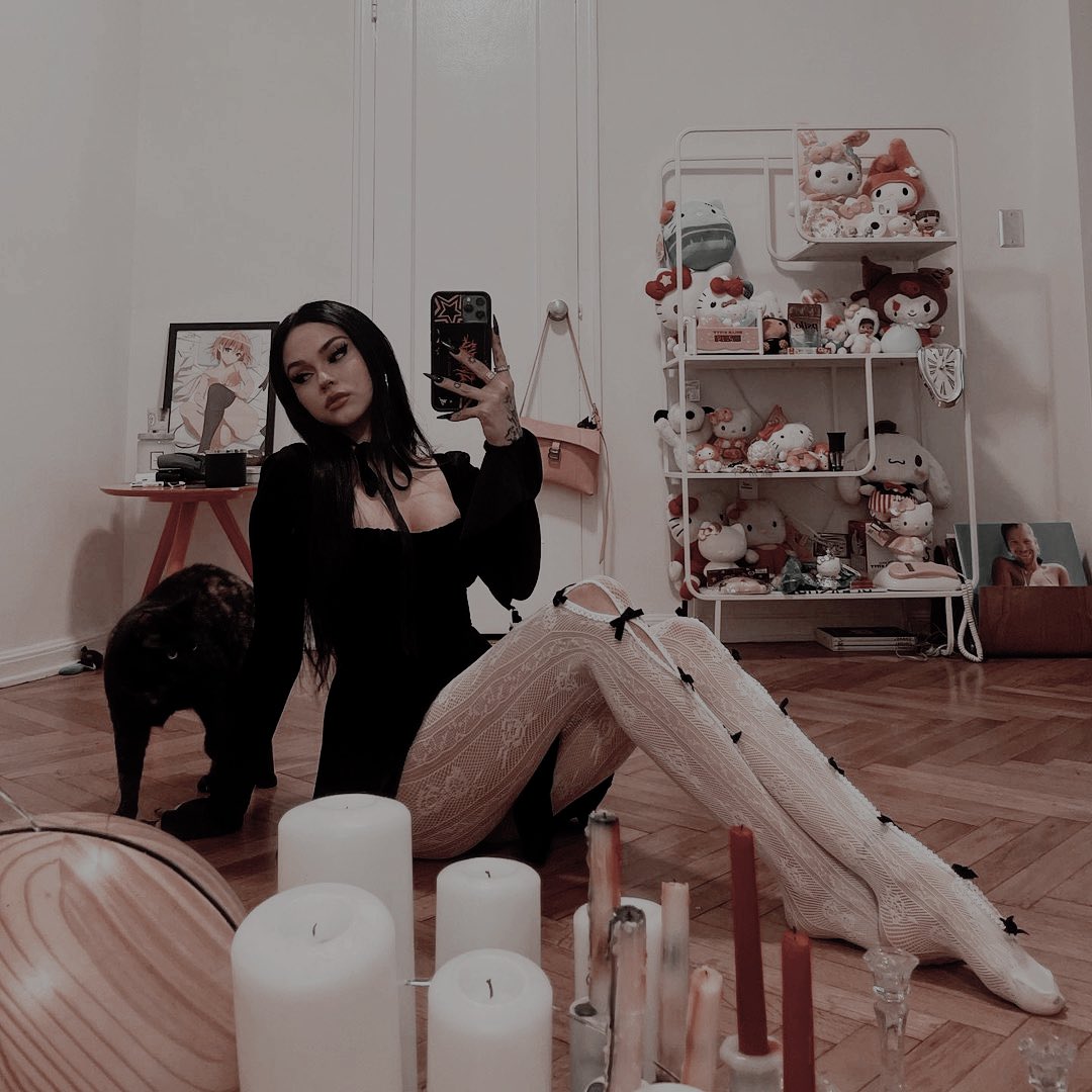 hellsporn's tweet photo. 🖤🫀🕸️🎀 https://t.co/FRXKp4gcRI