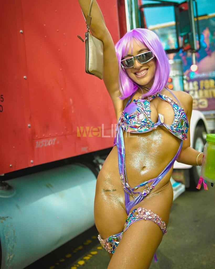 welime's tweet photo. Photos from the Miami-Broward Carnival Parade are up!
⚡️ Event: @miabrocarnival
📸 Photos: @ikree8inmotion
🔗 Link in bio for more...
.
#welime #caribbean #event
#party #photography #miami https://t.co/ujhJgWrYIo https://t.co/GYo2blCNsR