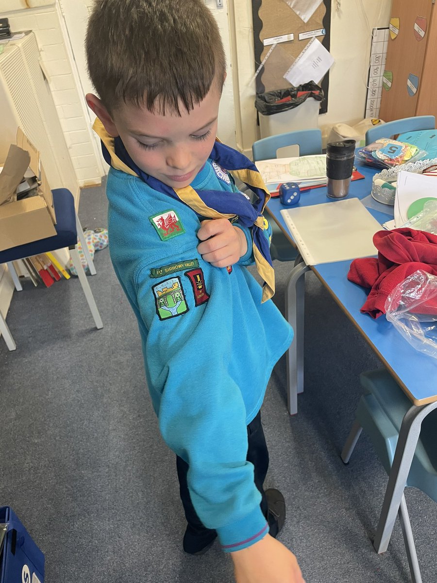 Miss Davies tweet media