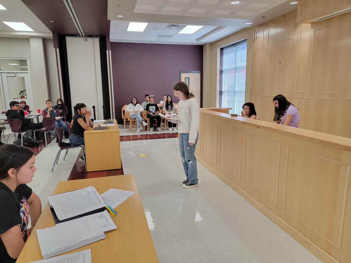 LMSMockTrial's tweet photo. Our LMS Mock Trial Team scrimmaging against each other in our awesome courtroom. https://t.co/9dVvTU8hk9