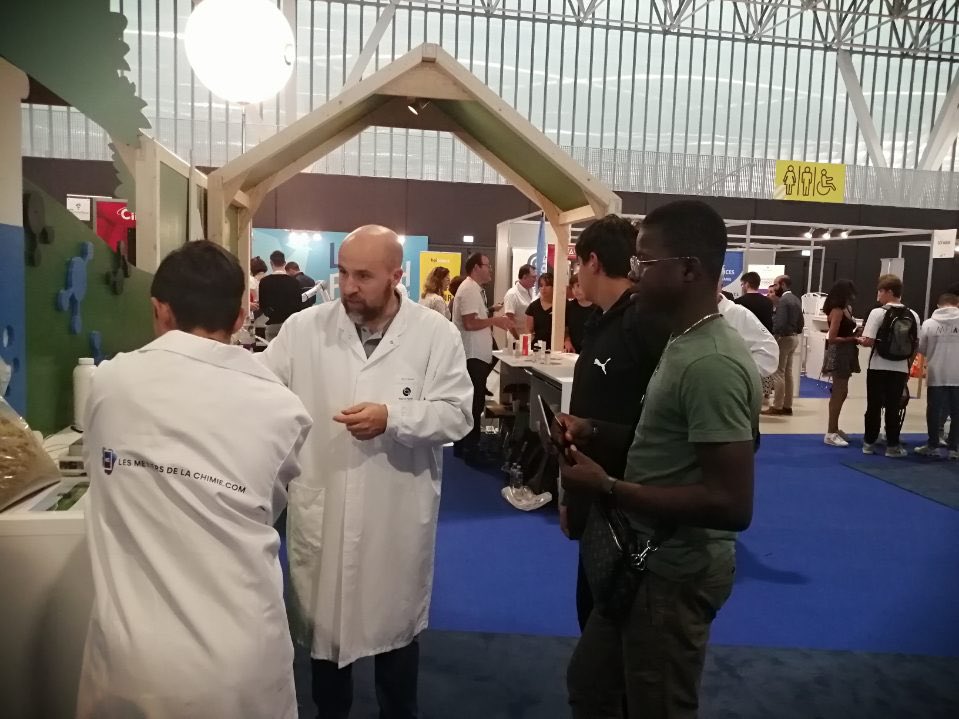 riols9's tweet photo. Visite de nos 3ème prépa métiers du lycée Monteil au salon Siane à Toulouse . Les élèves ont pu découvrir le monde de l’industrie et les métiers que l’on peut exercer.
Merci à l’ IUMM Occitanie d’avoir permis ce moment de découverte .
#IUMM #lyceemonteil #industrie https://t.co/H2qno3lqLa